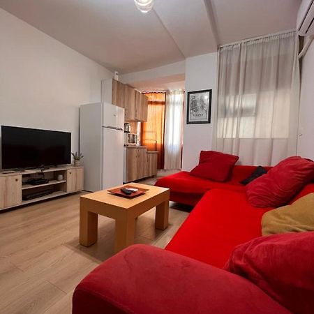 Alea1 Apartment Тирана Екстериор снимка