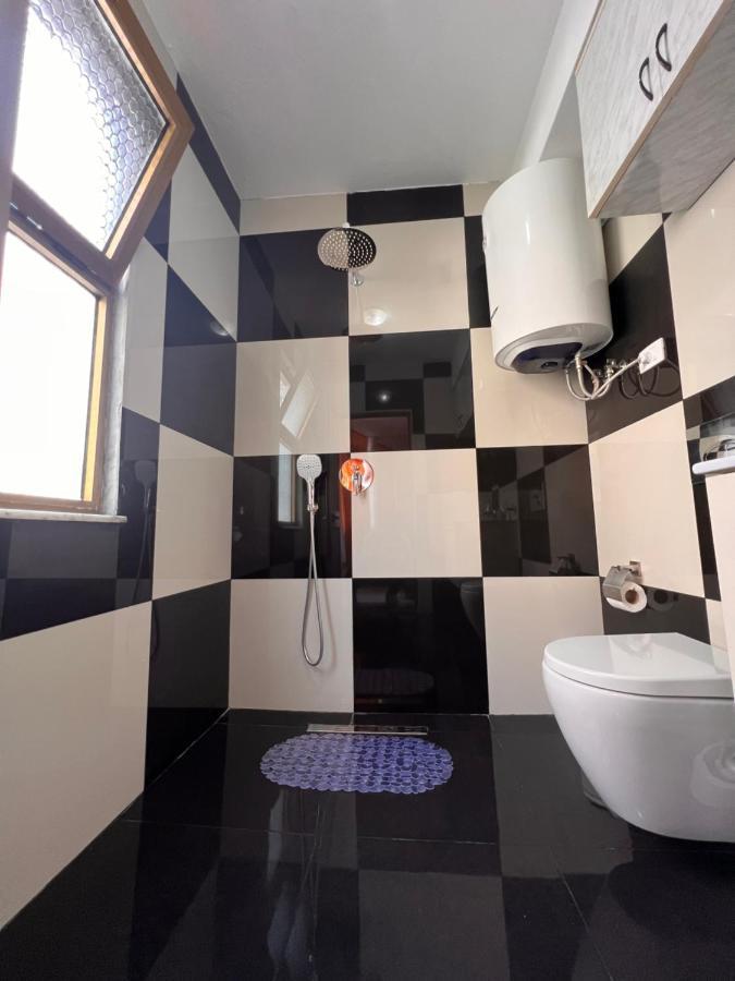 Alea1 Apartment Тирана Екстериор снимка